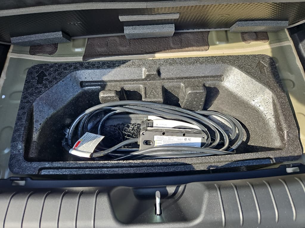 2023 Hyundai IONIQ 6 view 6