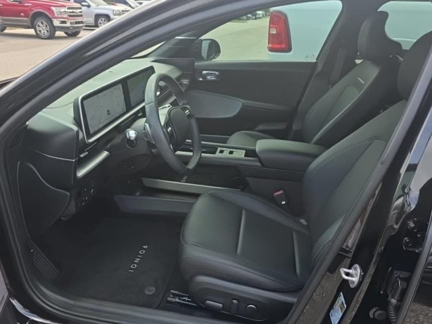 2023 Hyundai IONIQ 6 view 5
