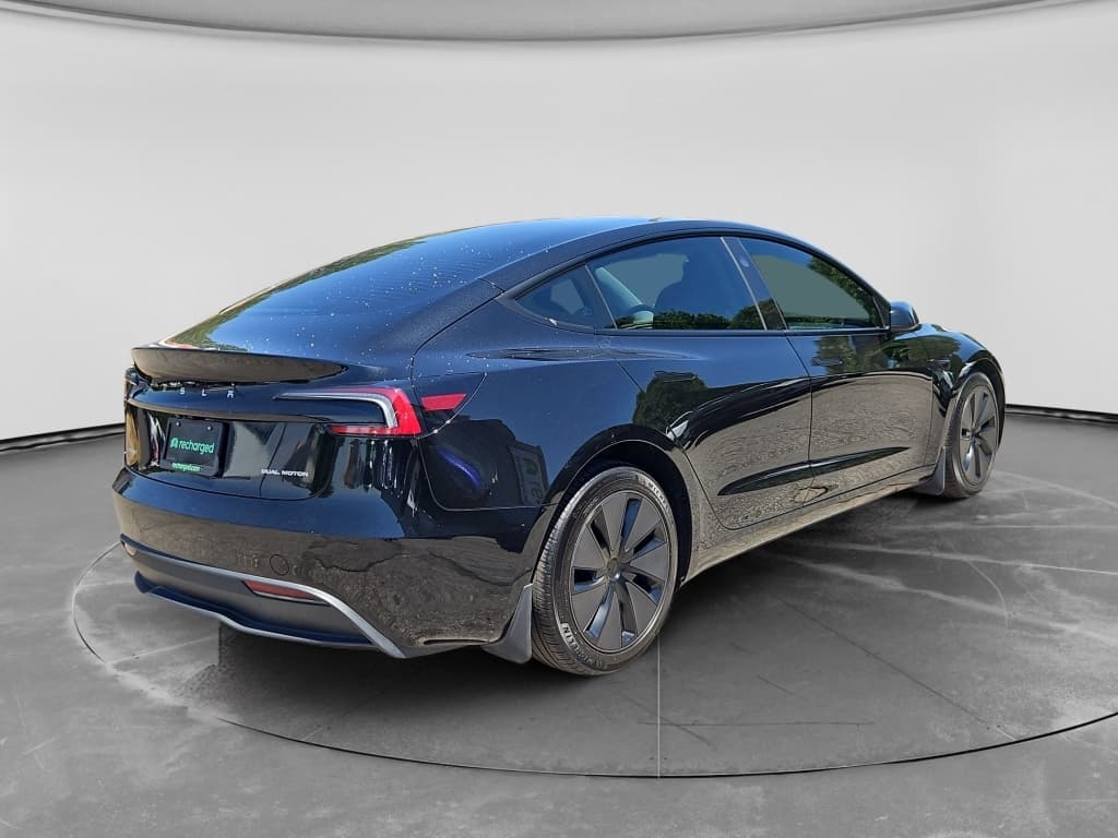 2025 Tesla Model 3 view 3
