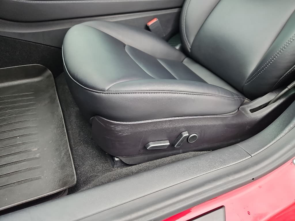 2021 Tesla Model 3 view 7