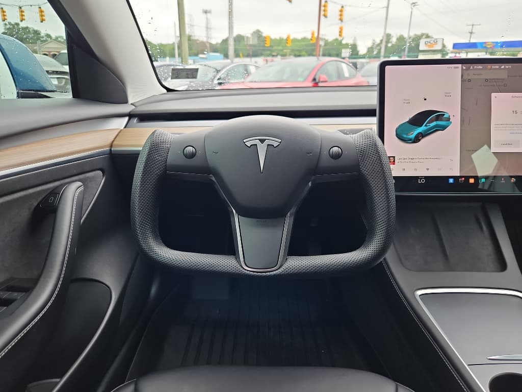 2021 Tesla Model 3 view 8