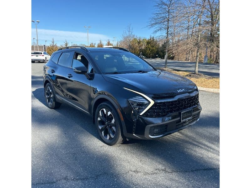 2023 Kia Sportage PHEV view 4