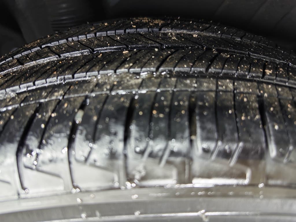 2023 Kia Sportage PHEV view 38