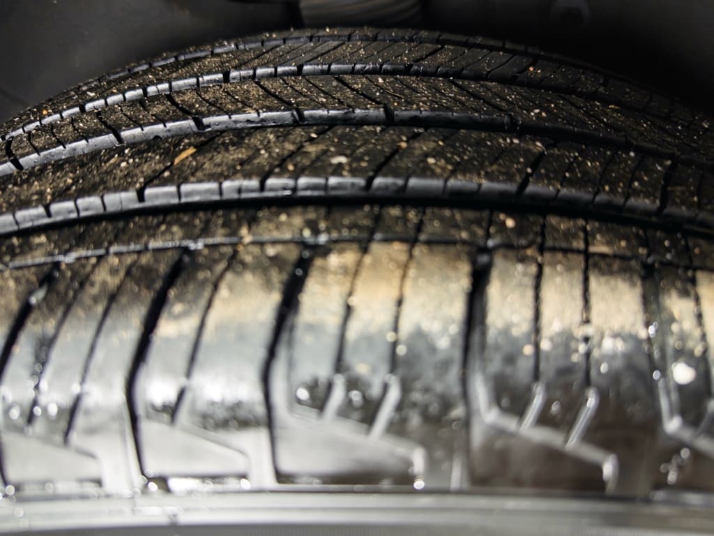 2023 Kia Sportage PHEV view 32