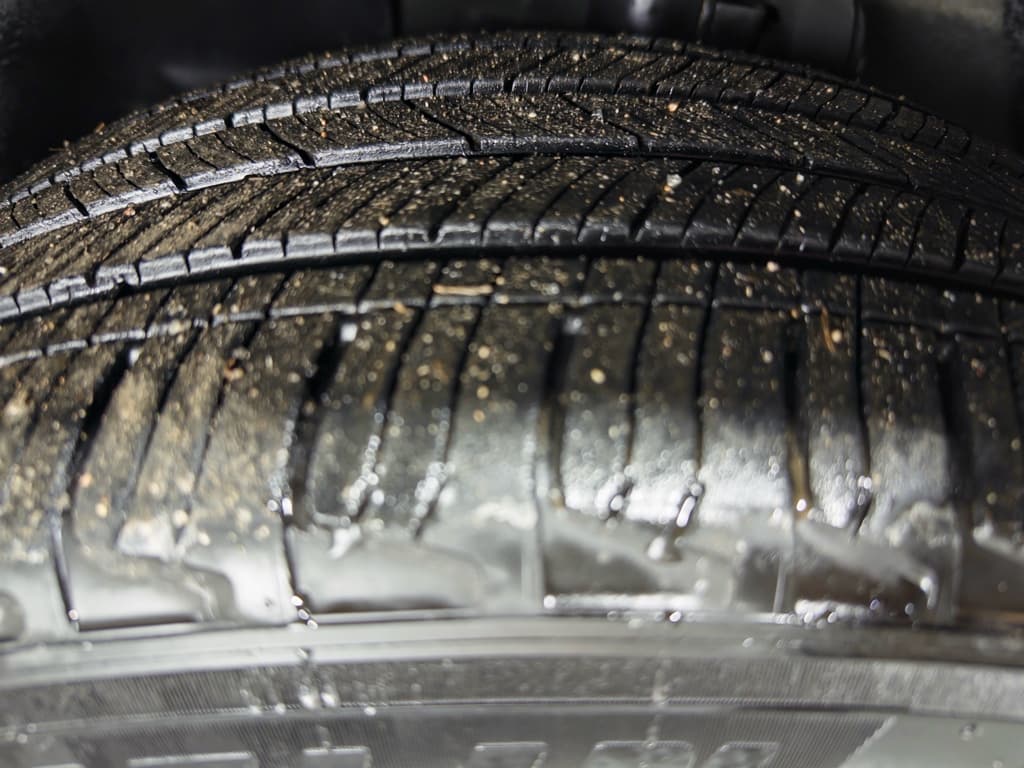 2023 Kia Sportage PHEV view 34