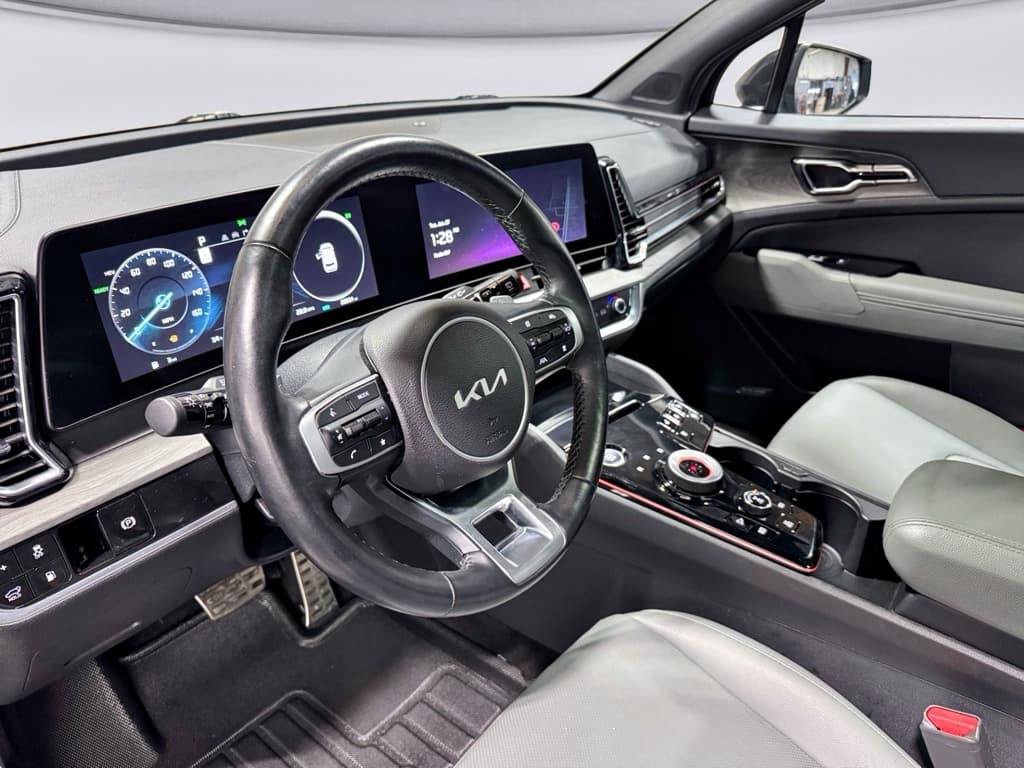 2023 Kia Sportage PHEV view 20