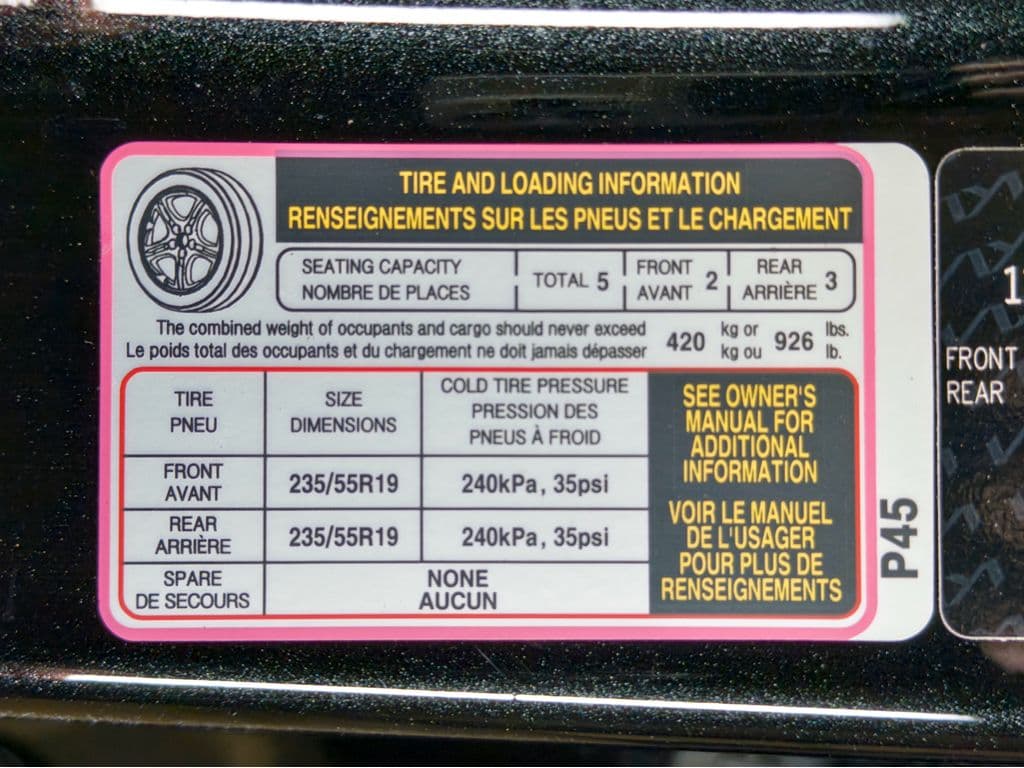 2023 Kia Sportage PHEV view 30