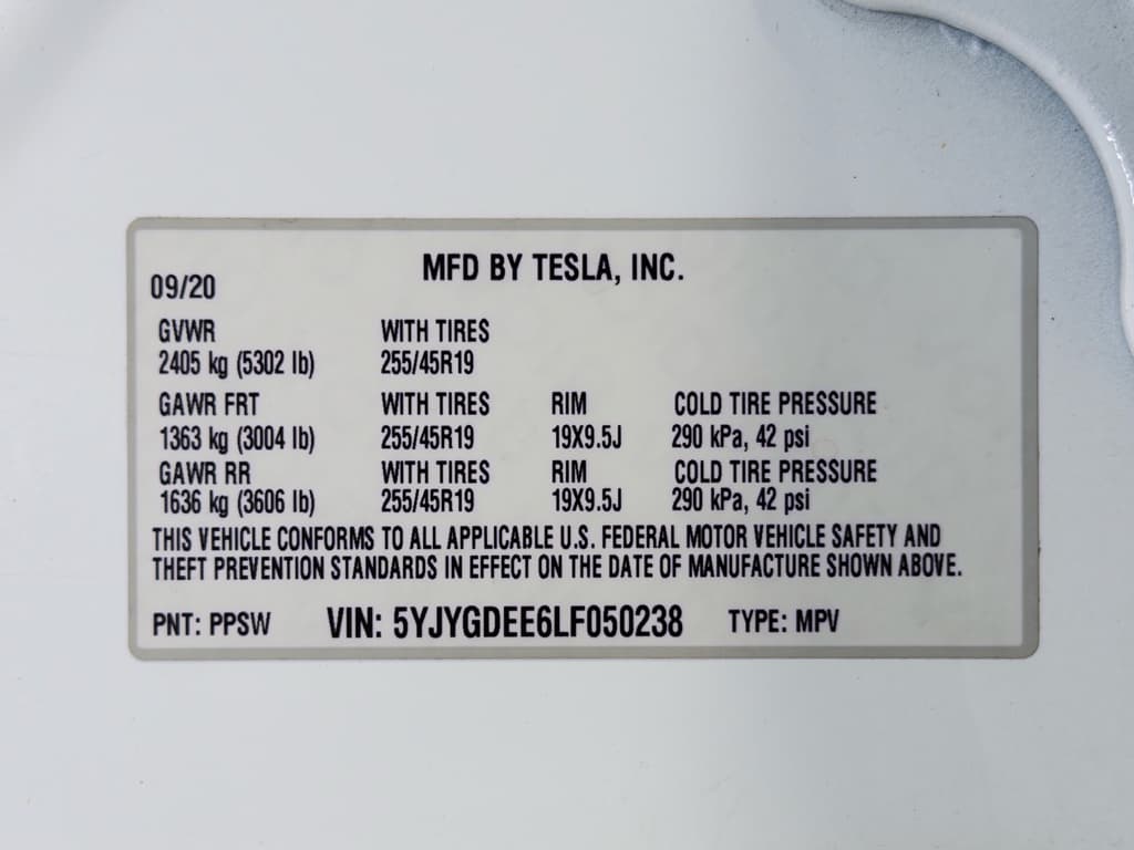 2020 Tesla Model Y view 27