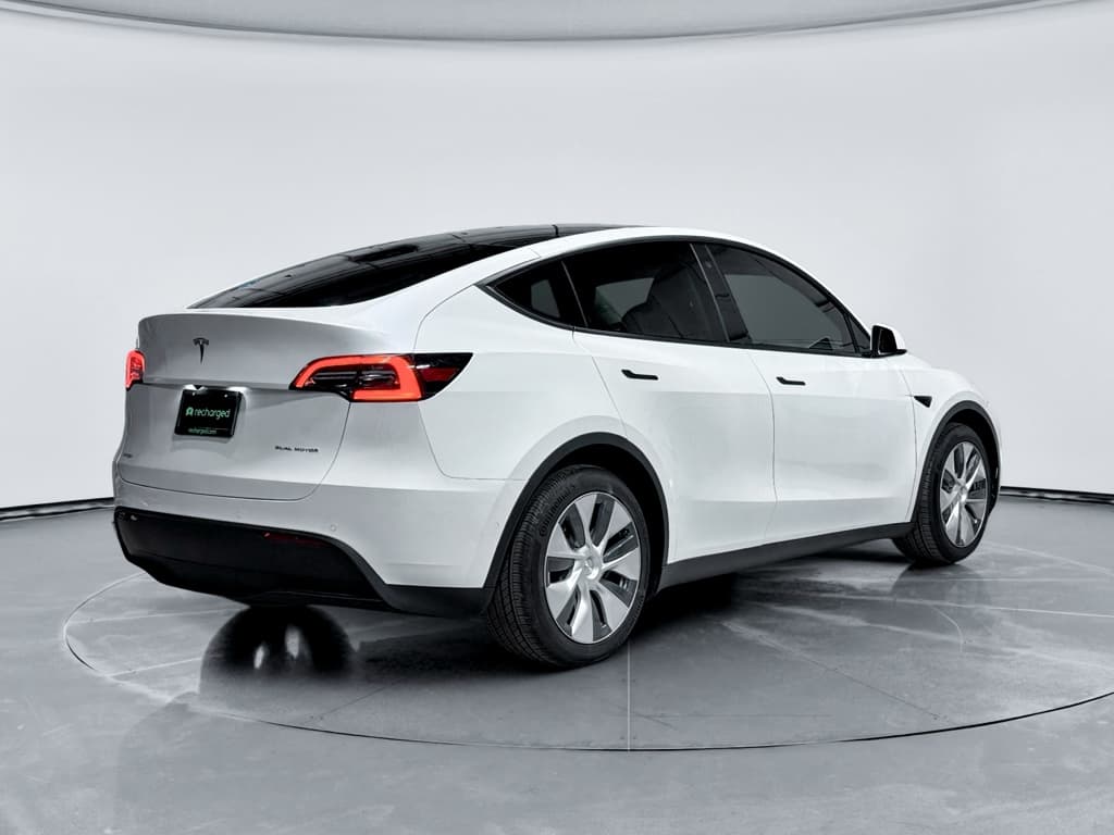 2020 Tesla Model Y view 3