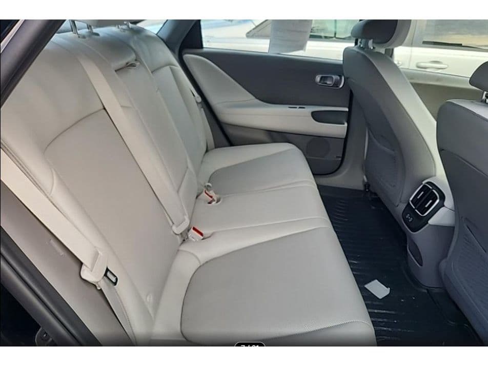 2023 Hyundai IONIQ 6 view 6