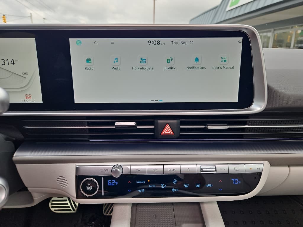 2023 Hyundai IONIQ 6 view 14