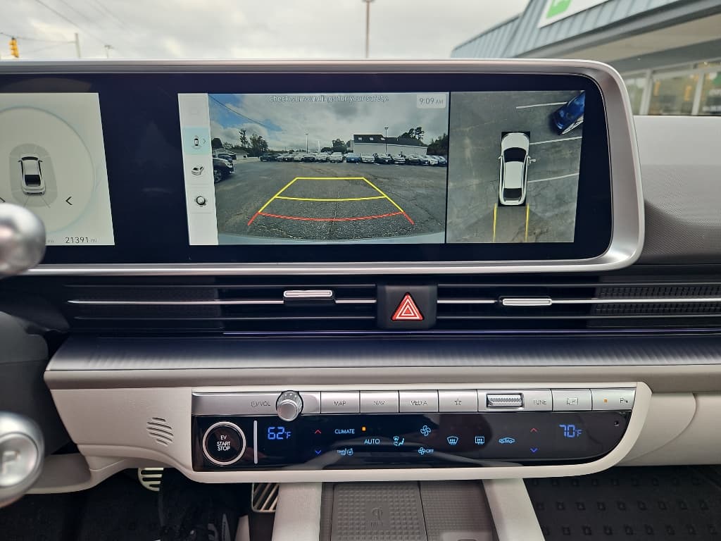 2023 Hyundai IONIQ 6 view 18