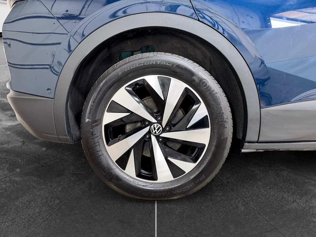 2023 Volkswagen ID.4 view 34