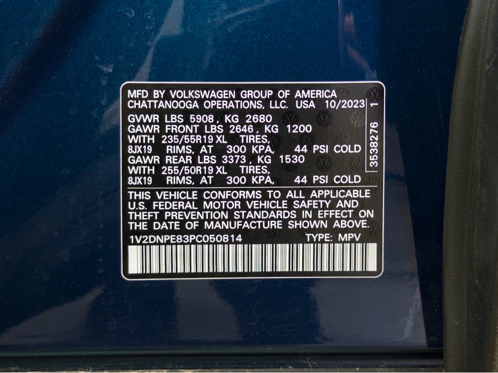 2023 Volkswagen ID.4 view 26