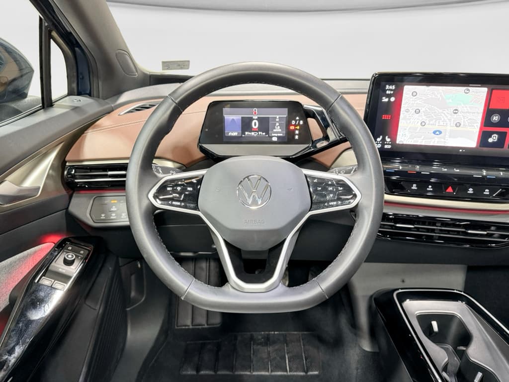 2023 Volkswagen ID.4 view 8