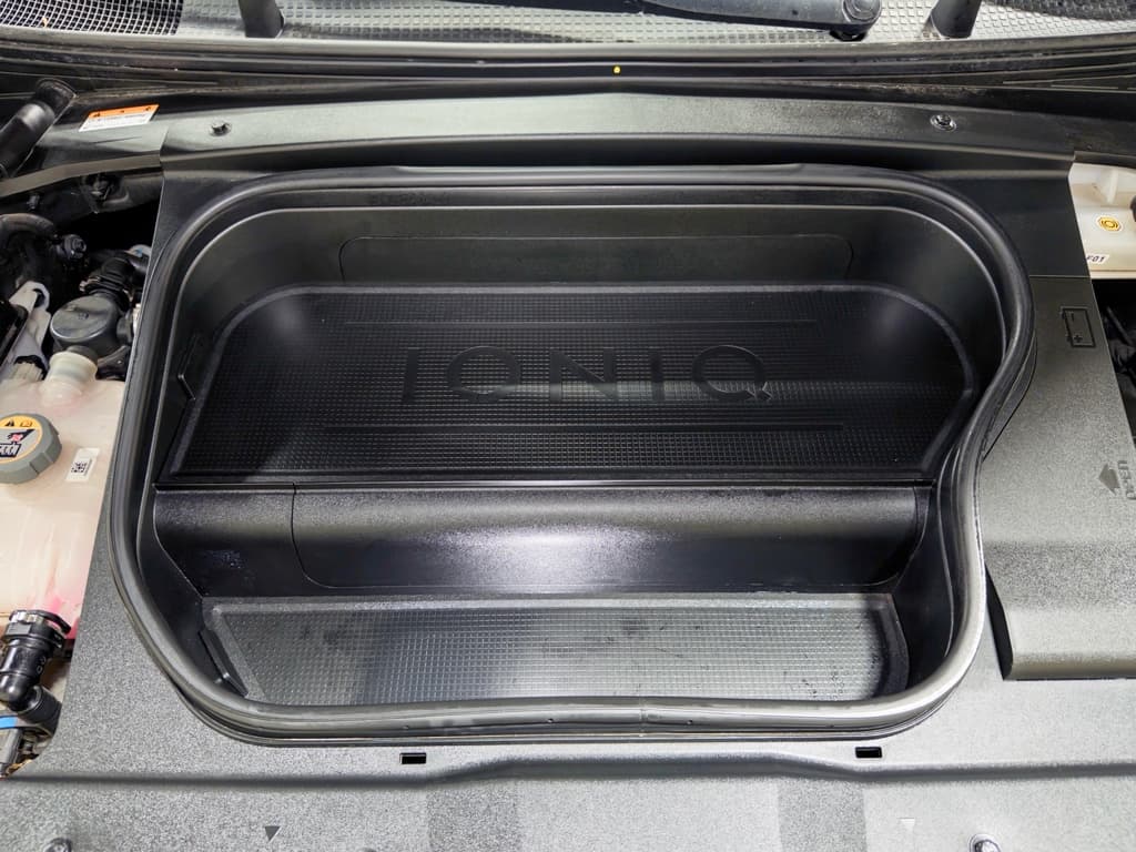 2023 Hyundai IONIQ 6 view 27