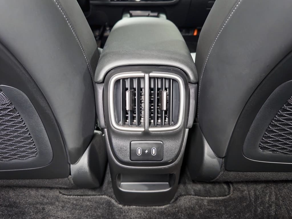 2023 Hyundai IONIQ 6 view 22