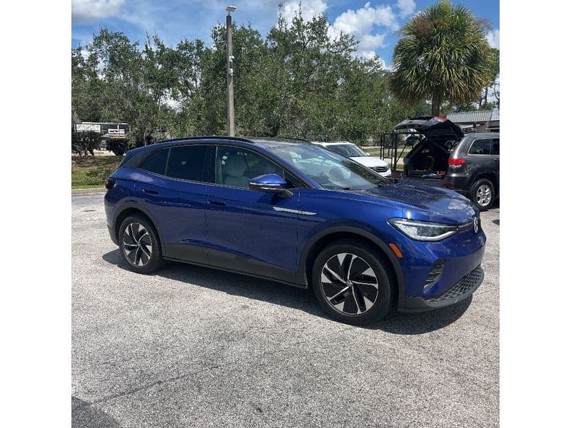 2022 Volkswagen ID.4 view 6