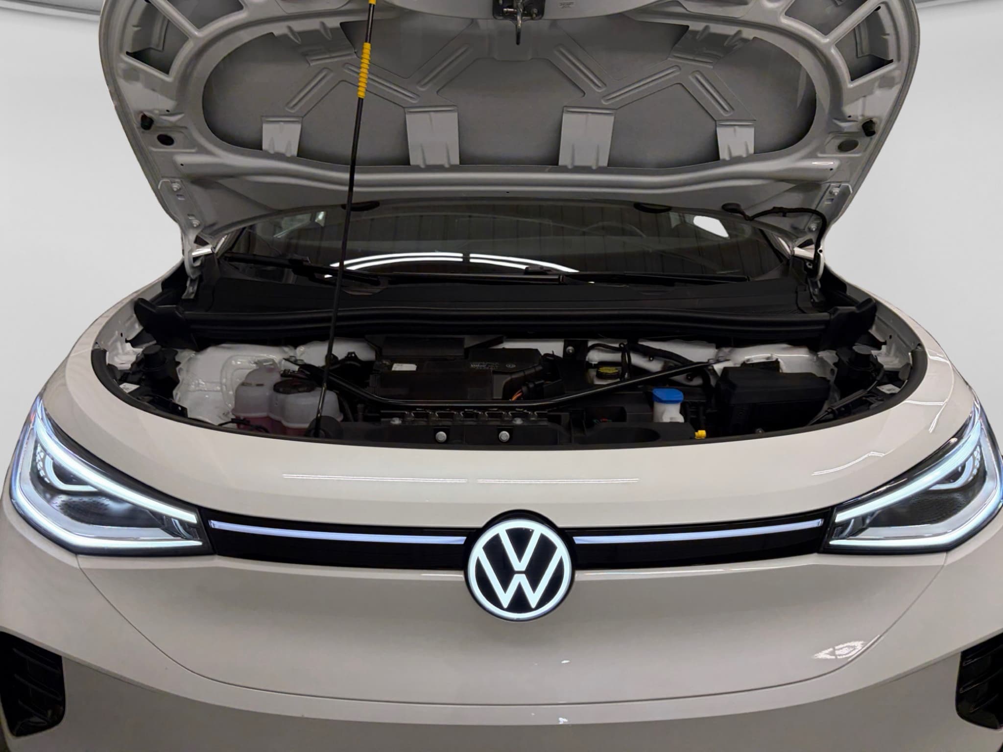 2023 Volkswagen ID.4 view 22