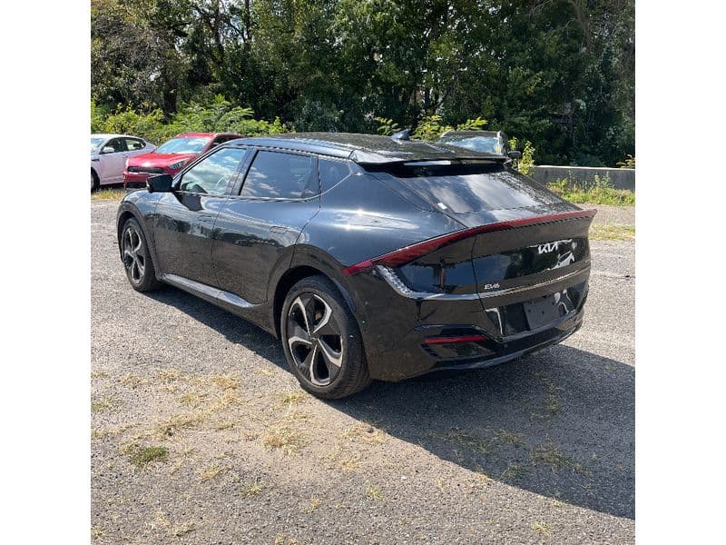 2022 Kia EV6 view 2