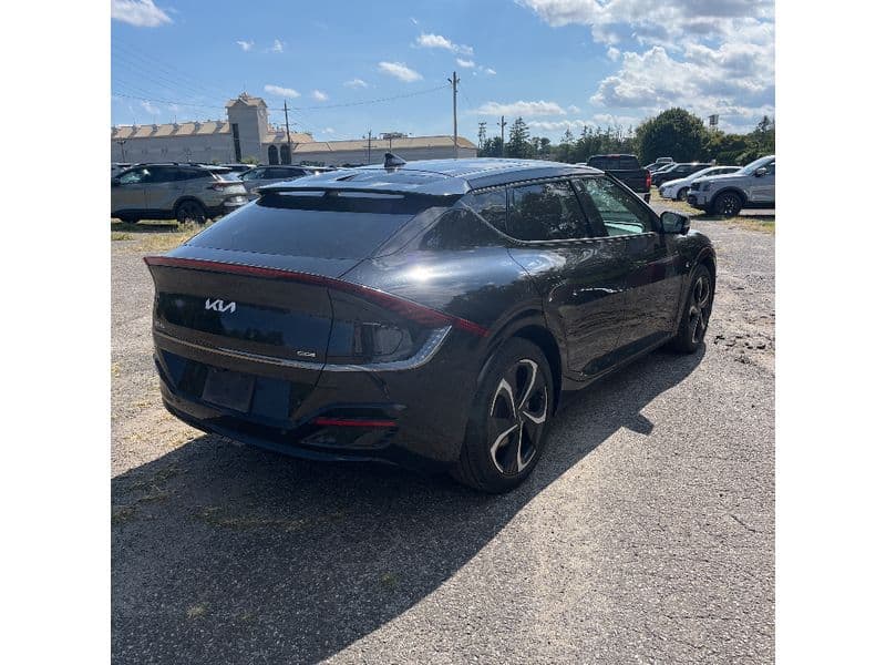 2022 Kia EV6 view 3