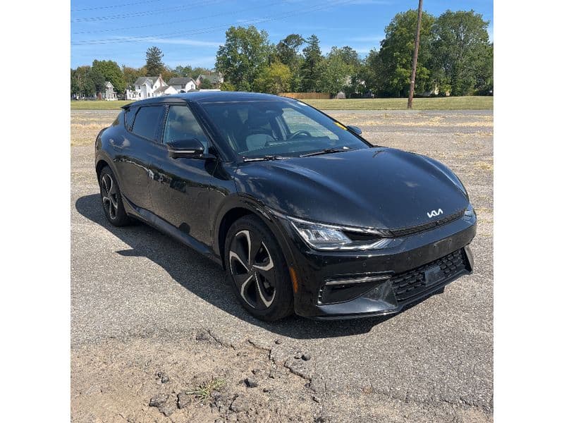 2022 Kia EV6 view 4