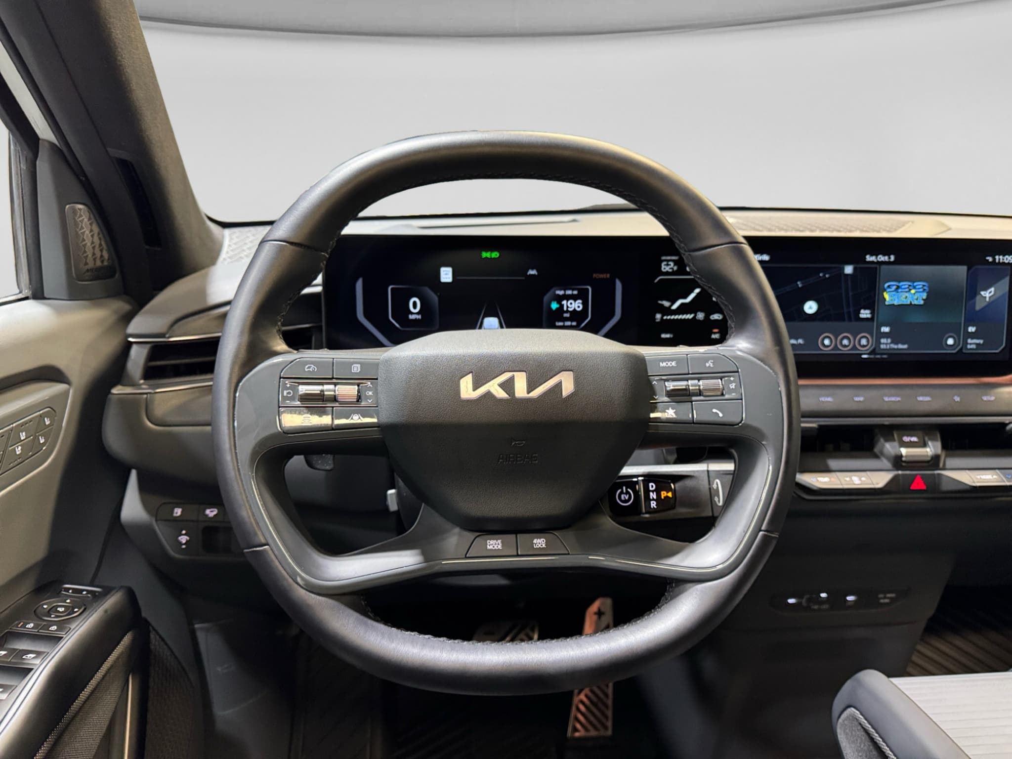 2024 Kia EV9 view 9