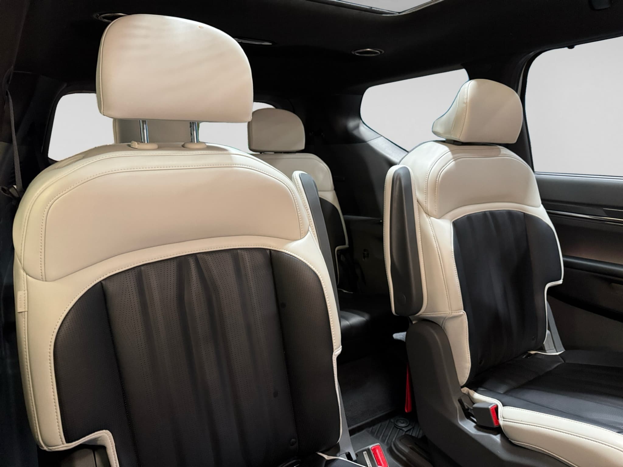 2024 Kia EV9 view 23
