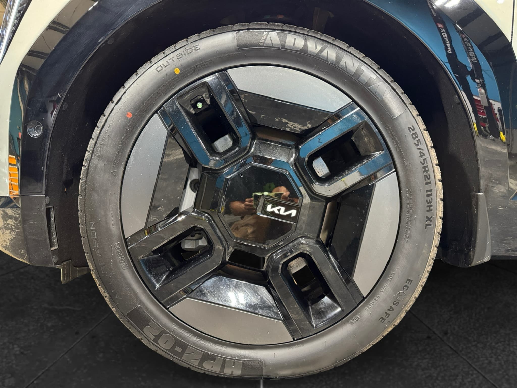 2024 Kia EV9 view 33