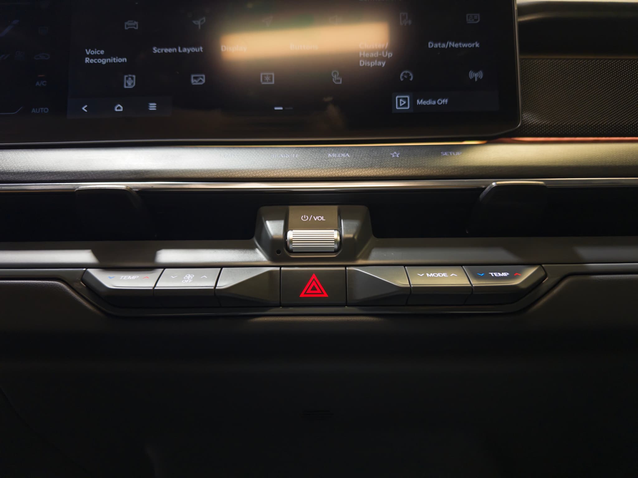 2024 Kia EV9 view 16