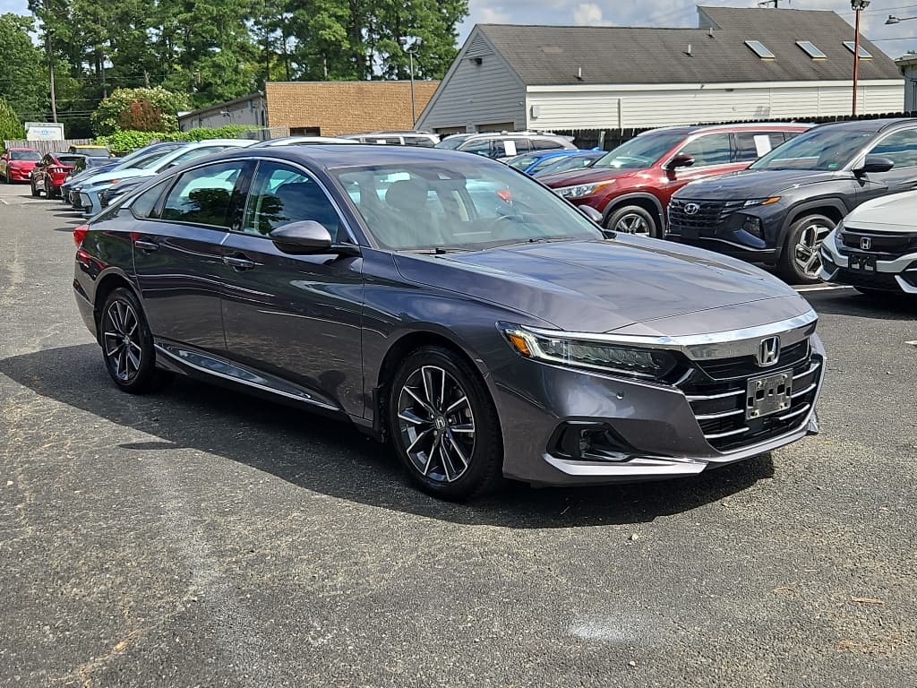 2021 Honda Accord view 4