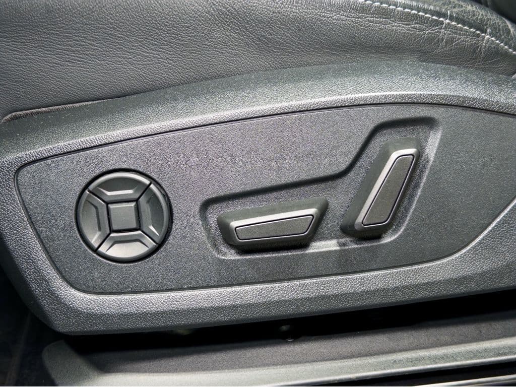 2022 Audi Q4 e-tron view 7