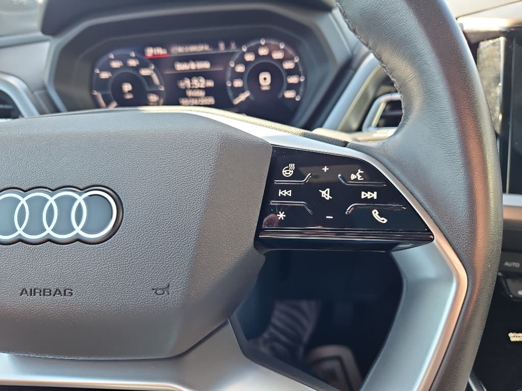 2022 Audi Q4 e-tron view 10