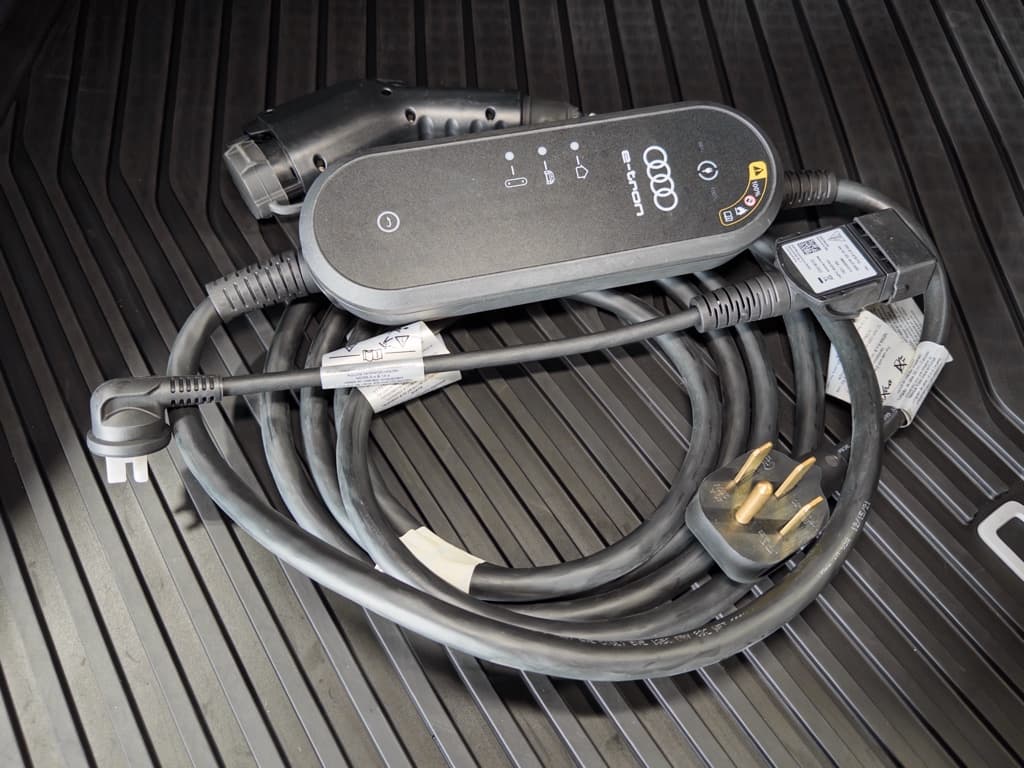 2022 Audi Q4 e-tron view 6