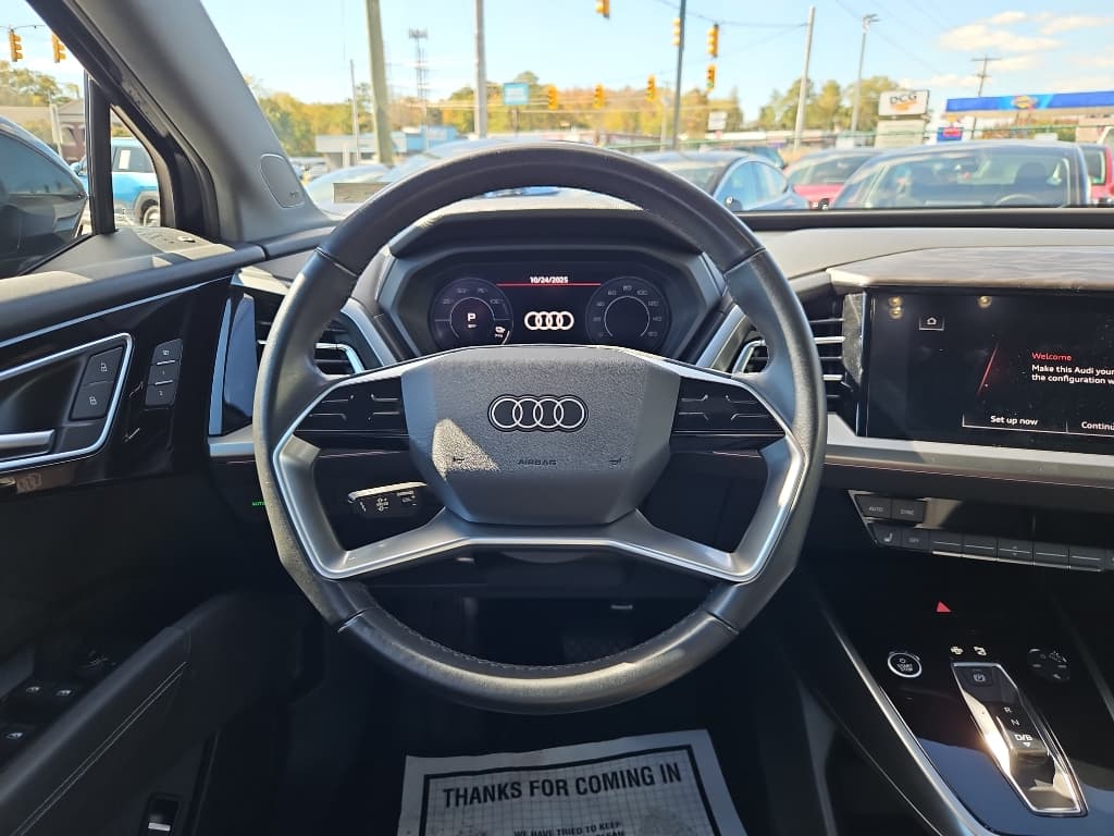 2022 Audi Q4 e-tron view 8