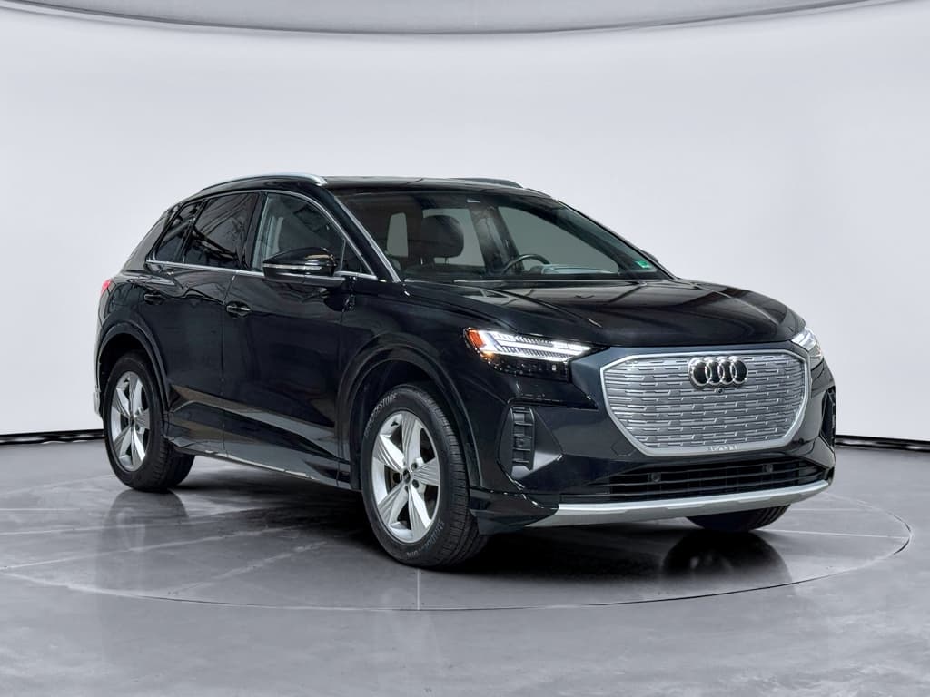 2022 Audi Q4 e-tron view 4