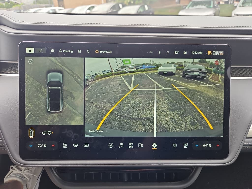 2025 Rivian R1S view 14