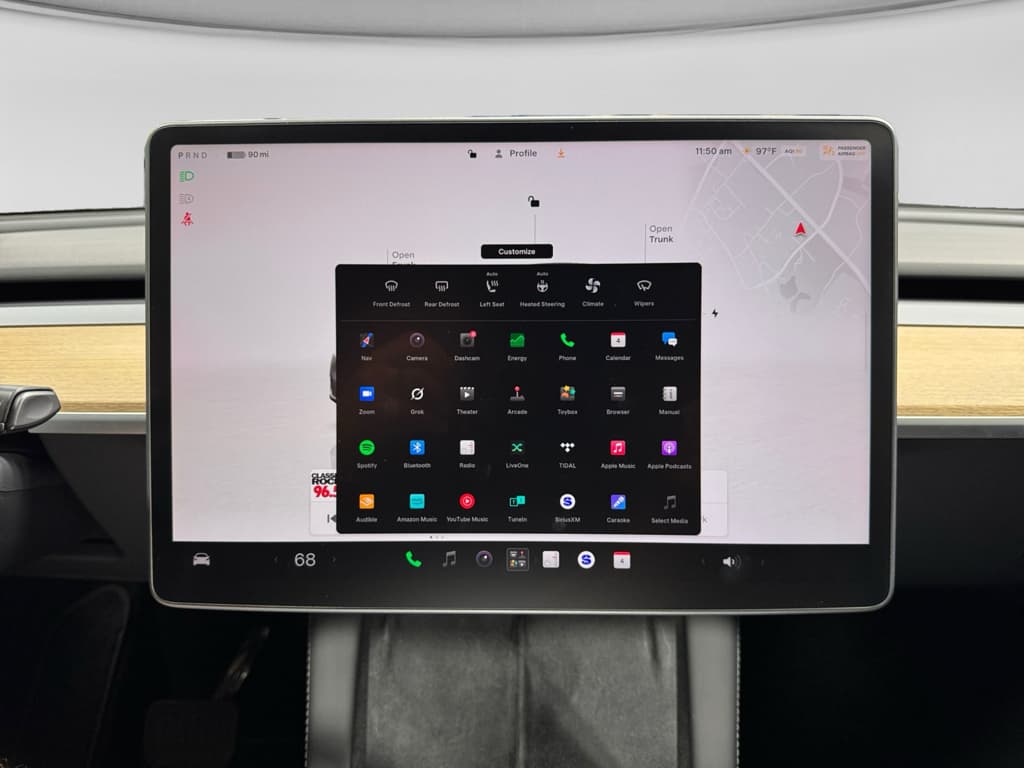 2023 Tesla Model Y view 10