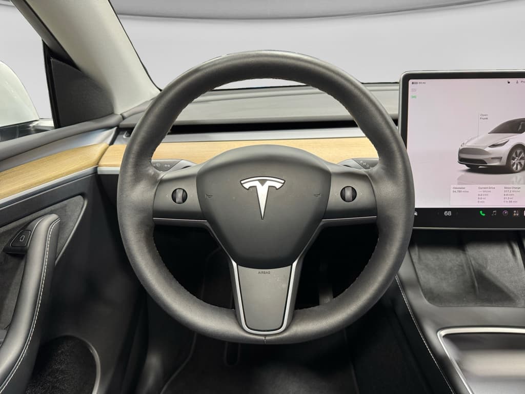 2023 Tesla Model Y view 8