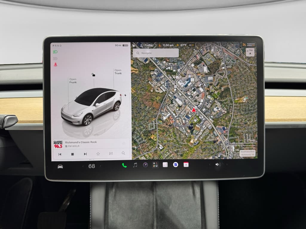2023 Tesla Model Y view 9