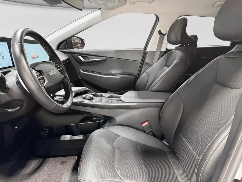 2022 Kia EV6 view 19