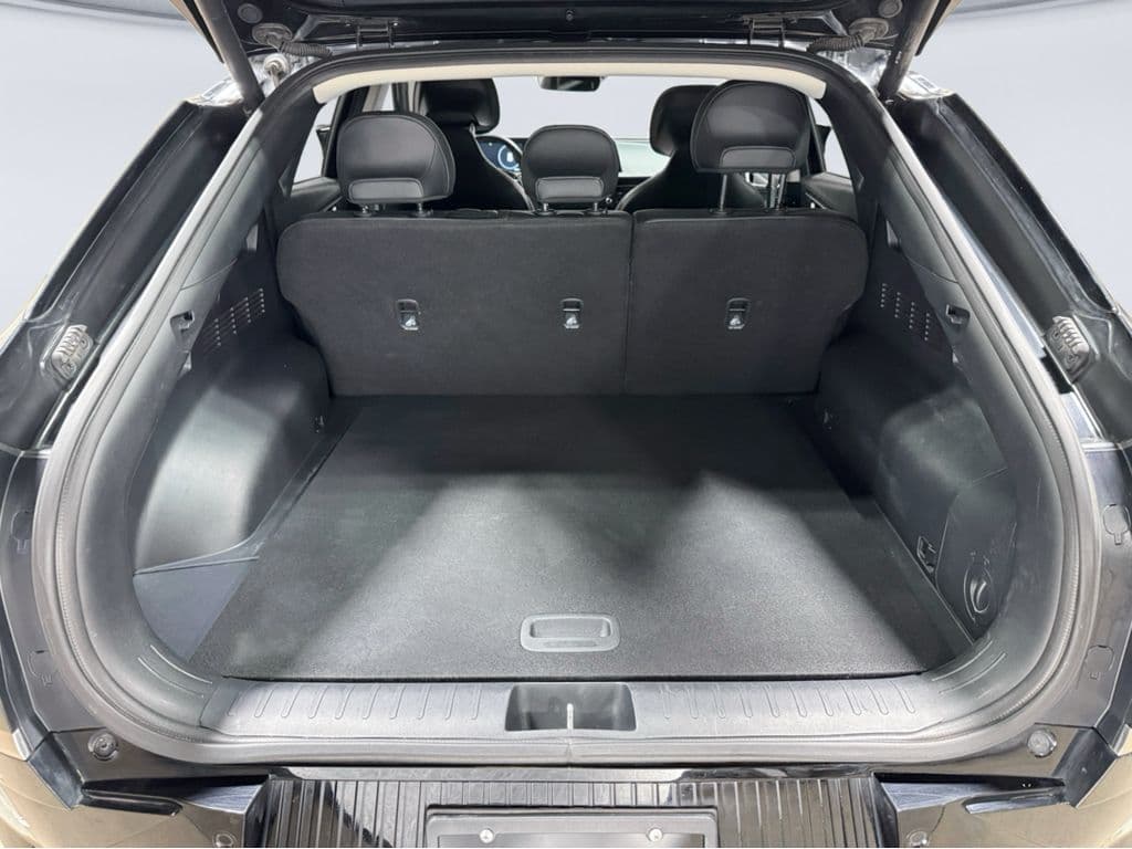 2022 Kia EV6 view 29