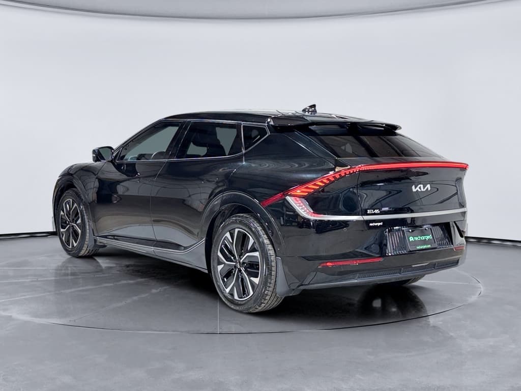 2022 Kia EV6 view 2