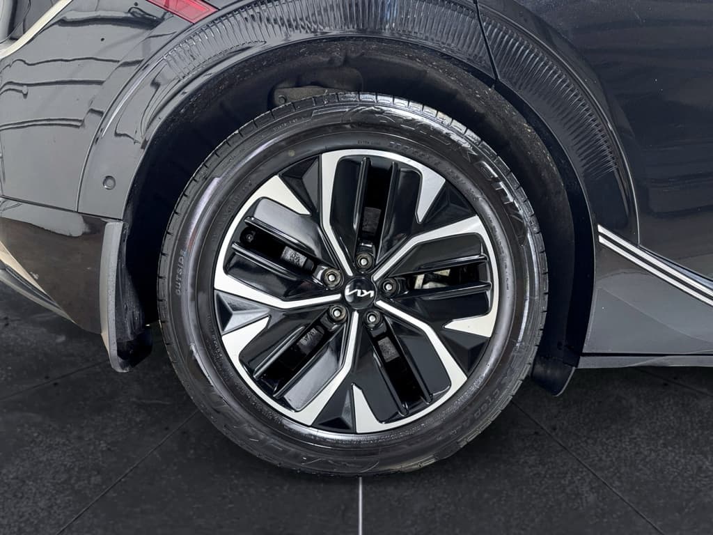 2022 Kia EV6 view 39