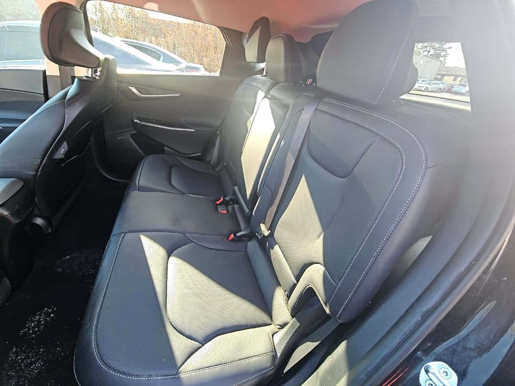 2022 Kia EV6 view 6