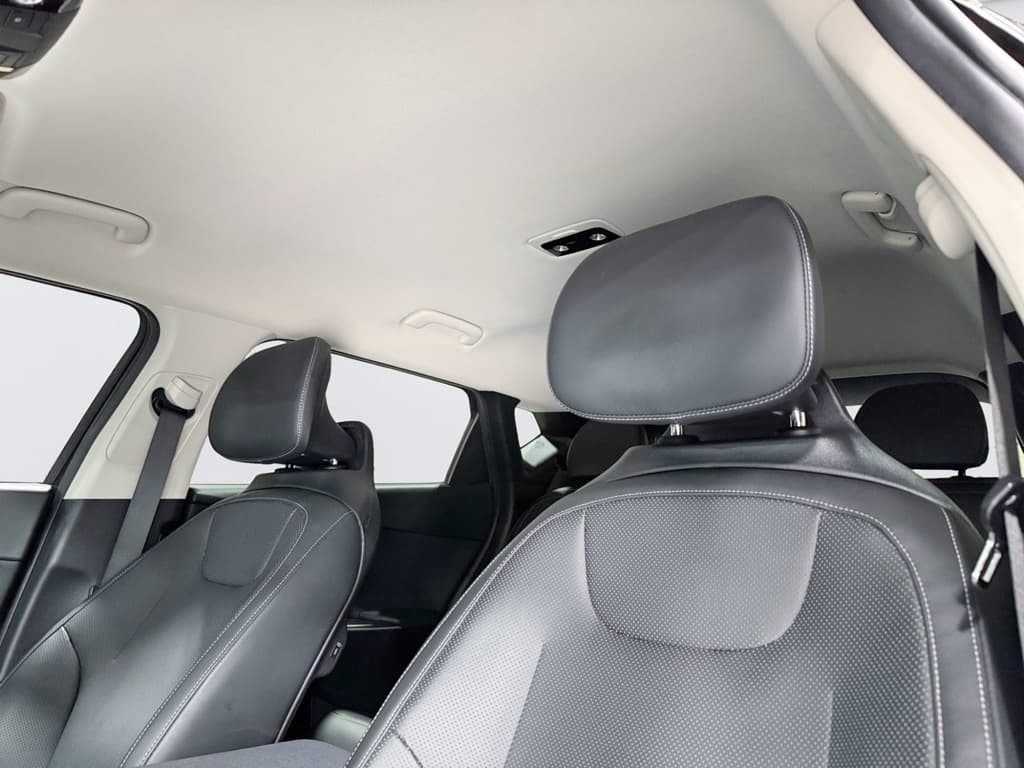 2022 Kia EV6 view 26