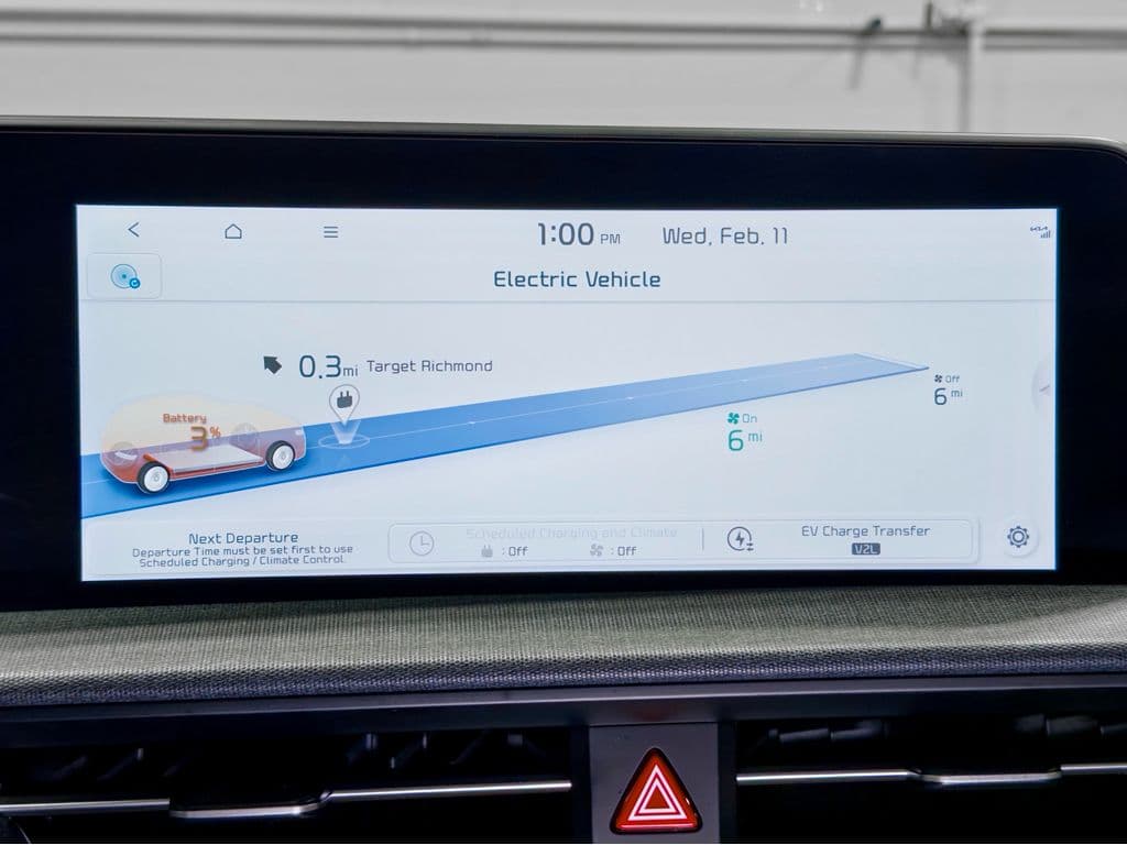 2022 Kia EV6 view 12