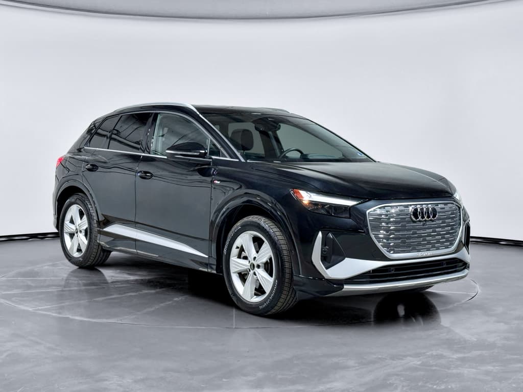 2024 Audi Q4 e-tron view 4