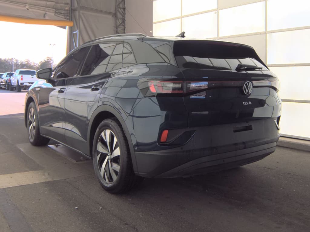 2023 Volkswagen ID.4 view 4