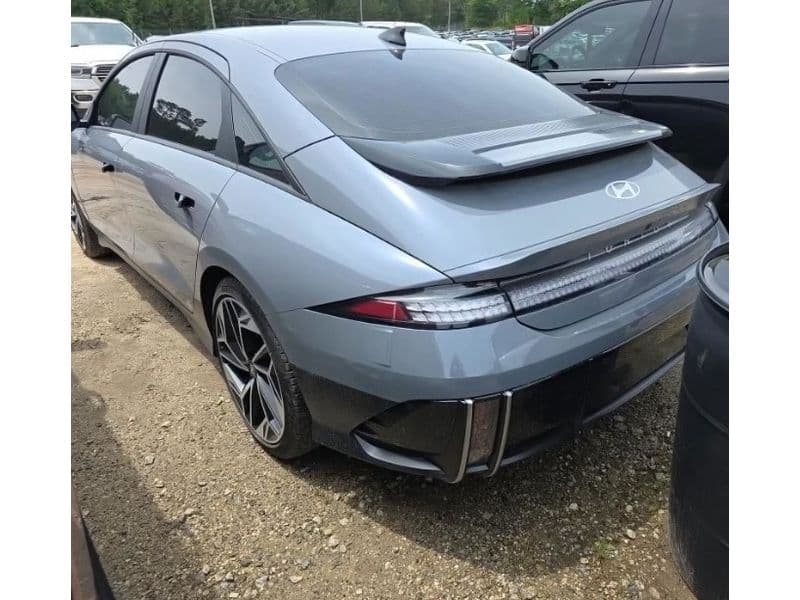 2024 Hyundai IONIQ 6 view 4